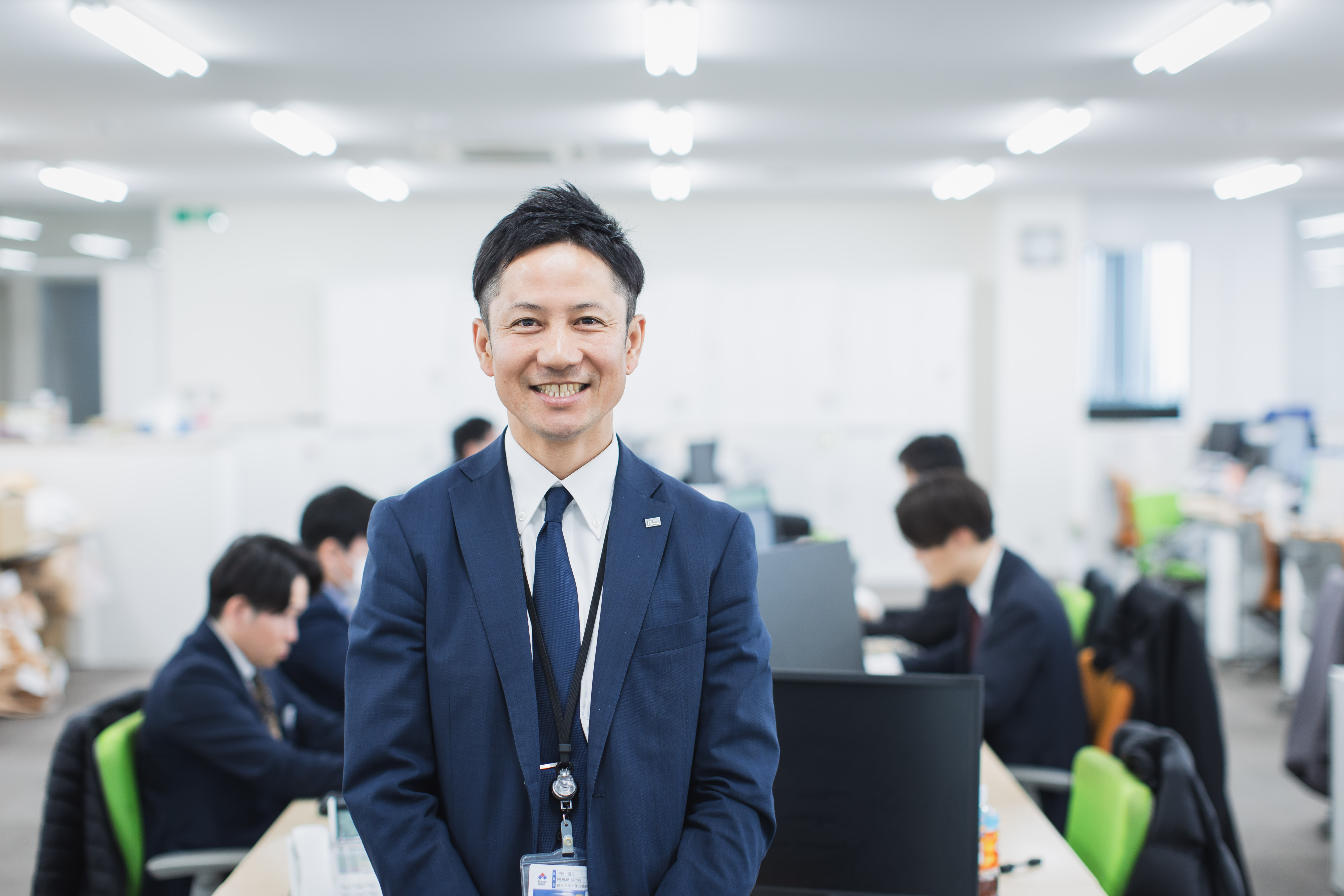 【営業職】鈴与グループ/転勤無/土日祝休み