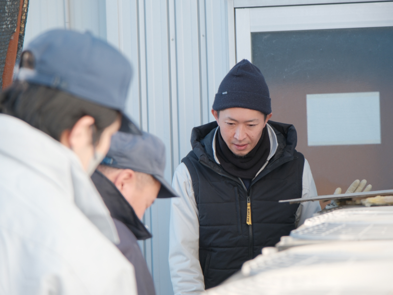 空調機器の現場管理(経験者・残業月６.５H以下・役職も目指せる)